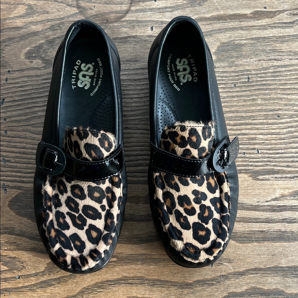 NEW! SAS Lara Black Leather Loafers with Leopard Haircalf Accent slip on 6WW